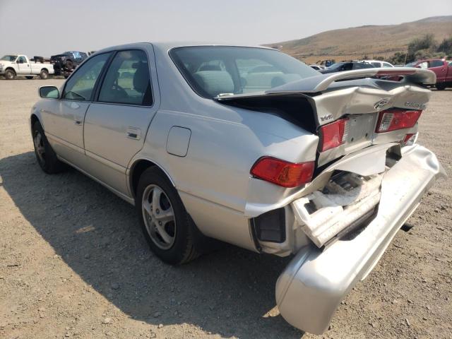 Photo 3 from auction – 2000 TOYOTA CAMRY LE M with VIN 4T1BG22K6YU652927