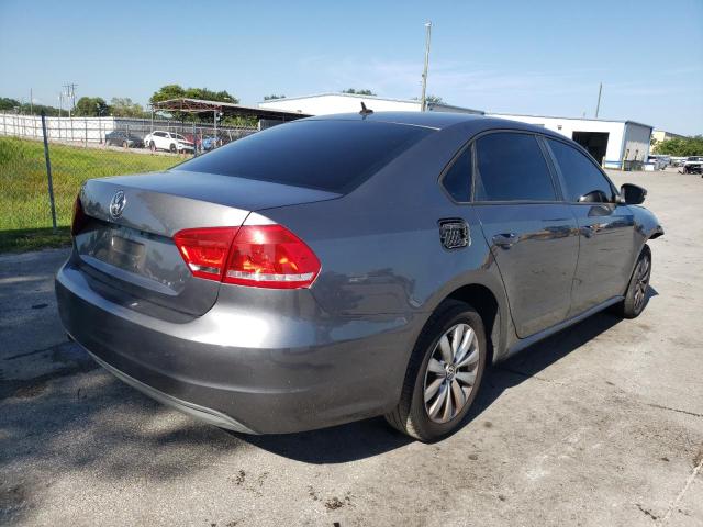 Photo 4 from auction – 2013 VOLKSWAGEN PASSAT S with VIN 1VWAP7A3XDC094052