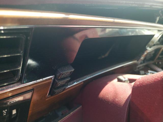 Photo 8 from auction – 1994 LINCOLN CONTINENTA with VIN 1LNLM9740RY665148