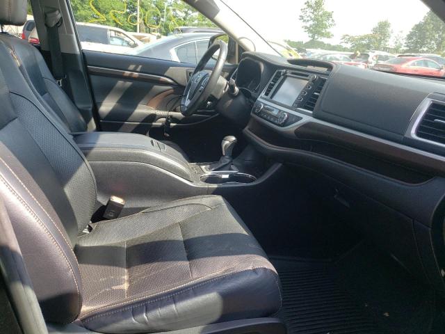 Фото 5 с аукциона – 2014 TOYOTA HIGHLANDER с VIN 5TDDKRFH0ES029693