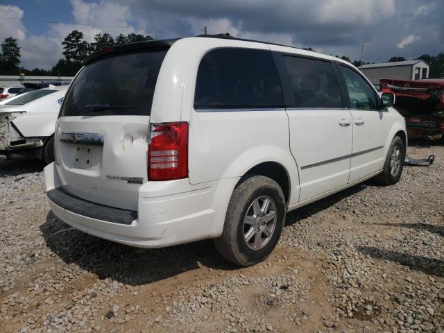 Photo 4 from auction – 2010 CHRYSLER TOWN & COU with VIN 2A4RR5D19AR431628