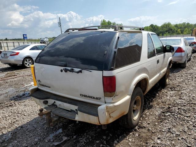 Photo 4 from auction – 2002 CHEVROLET BLAZER with VIN 1GNCS18W92K212965