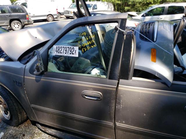 Photo 5 from auction – 2002 FORD F150 SUPER with VIN 1FTRW07L22KB36224