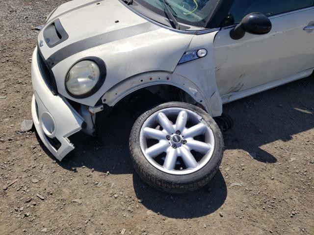 Photo 9 from auction – 2008 MINI COOPER S with VIN WMWMF73588TT87095
