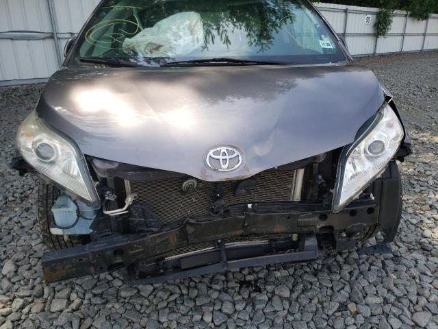 Photo 9 from auction – 2015 TOYOTA SIENNA LE with VIN 5TDKK3DCXFS534864