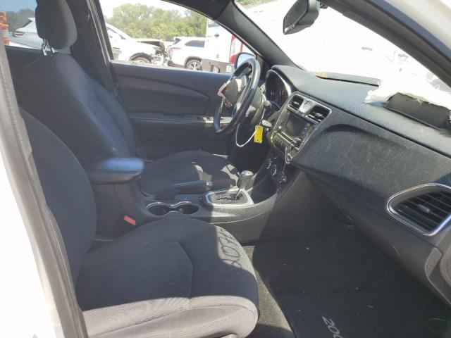 Photo 5 from auction – 2012 CHRYSLER 200 LIMITE with VIN 1C3CCBCB3CN207636