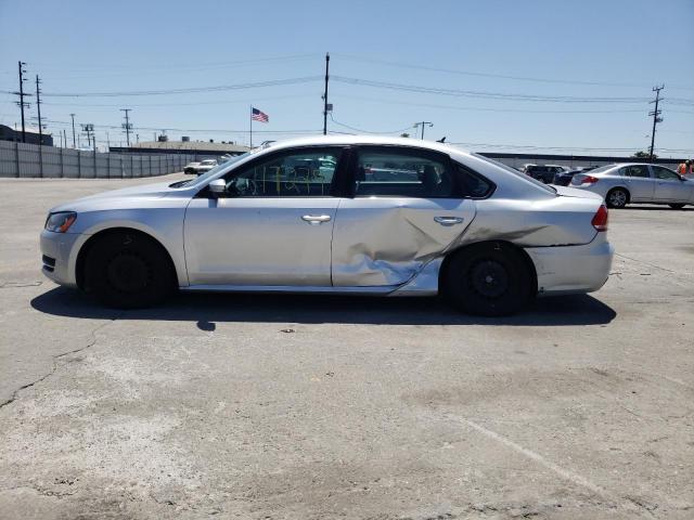 Photo 9 from auction – 2014 VOLKSWAGEN PASSAT S with VIN 1VWAP7A39EC013821