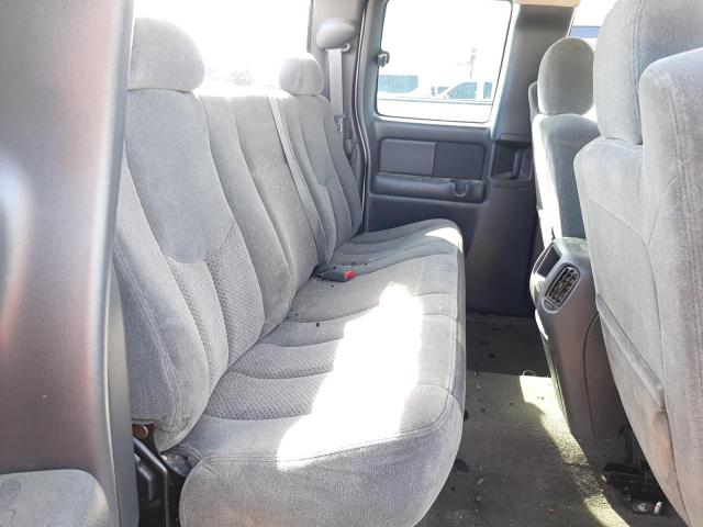 Photo 6 from auction – 2003 CHEVROLET SILVERADO with VIN 1GCHC29163E141731