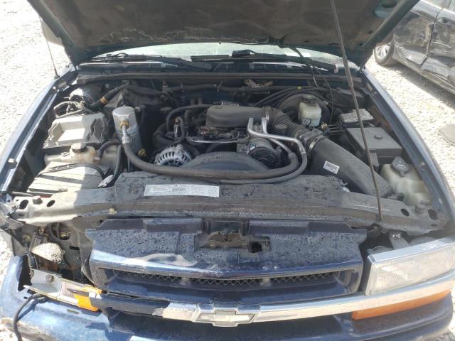 Photo 7 from auction – 2003 CHEVROLET BLAZER with VIN 1GNCT18X83K143838