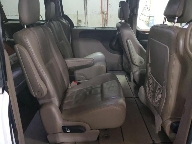 Photo 6 from auction – 2013 CHRYSLER TOWN & COU with VIN 2C4RC1BG8DR815671