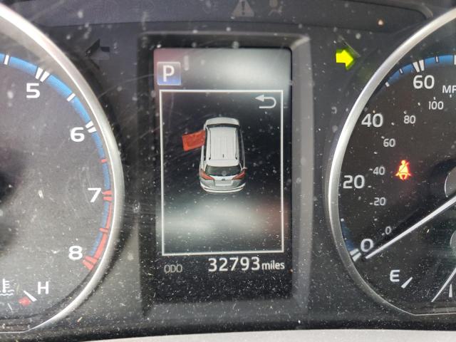 Photo 8 from auction – 2018 TOYOTA RAV4 LE with VIN JTMBFREV4JD237956