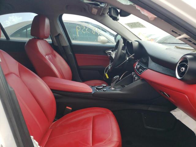 Photo 5 from auction – 2019 ALFA ROMEO GIULIA with VIN ZARFAMAN4K7599543