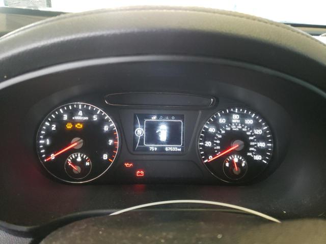 Photo 8 from auction – 2016 KIA SORENTO LX with VIN 5XYPGDA33GG044752