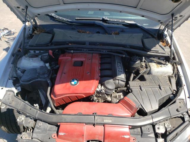 Photo 7 from auction – 2006 BMW 325 I AUTO with VIN WBAVB175X6NK30919