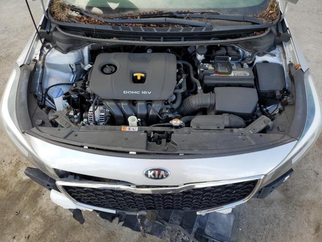 Photo 7 from auction – 2017 KIA FORTE LX with VIN 3KPFK4A7XHE039625
