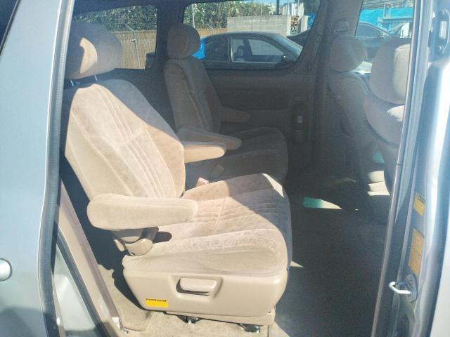 Photo 6 from auction – 2001 TOYOTA SIENNA LE with VIN 4T3ZF13C11U392002