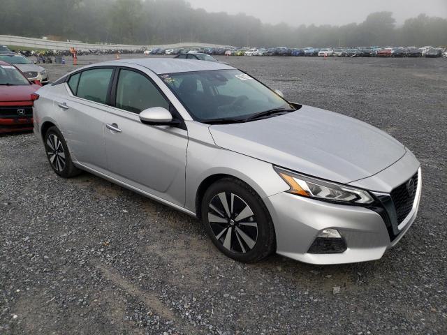 NISSAN ALTIMA SV 2021 with VIN 1N4BL4DV0MN369002 - Photo from auction