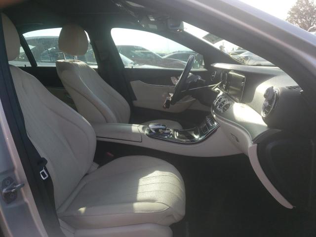 Photo 5 from auction – 2017 MERCEDES-BENZ E 300 with VIN WDDZF4JB6HA106056