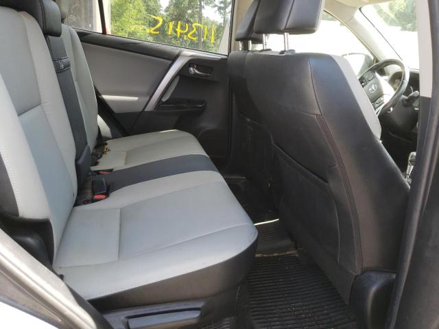 Photo 6 from auction – 2017 TOYOTA RAV4 HV LI with VIN JTMDJREV2HD087461