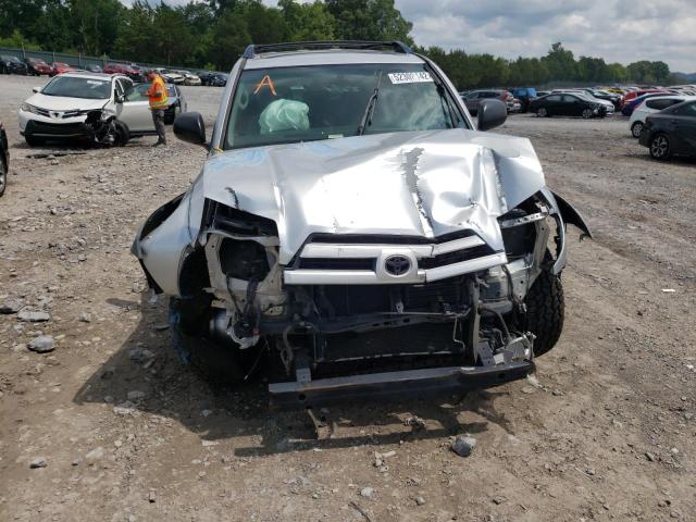 Photo 9 from auction – 2003 TOYOTA 4RUNNER SR with VIN JTEBT14R930005065