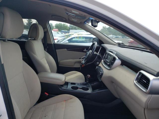 Photo 5 from auction – 2016 KIA SORENTO LX with VIN 5XYPG4A57GG091378