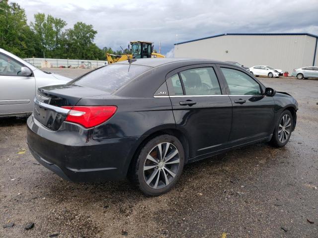 Photo 4 from auction – 2013 CHRYSLER 200 TOURIN with VIN 1C3CCBBG7DN700038
