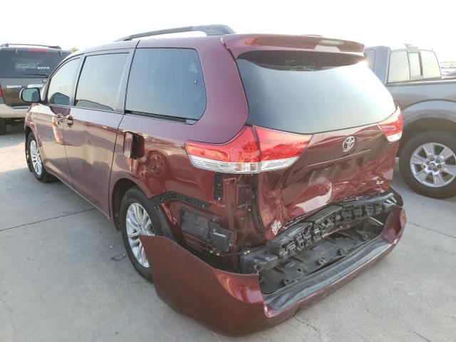 Photo 3 from auction – 2014 TOYOTA SIENNA XLE with VIN 5TDYK3DC9ES460586