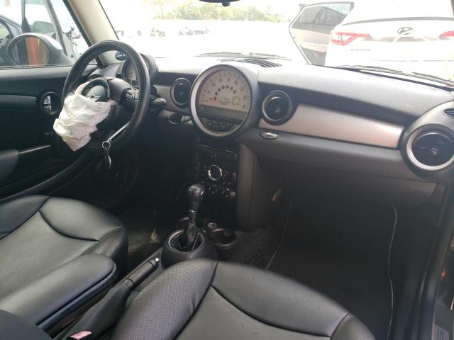 Photo 9 from auction – 2011 MINI COOPER CLU with VIN WMWZF3C57BTY00601