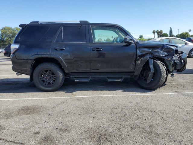 Photo 9 from auction – 2018 TOYOTA 4RUNNER SR with VIN JTEBU5JR2J5607282