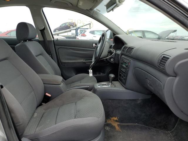 Photo 5 from auction – 2004 VOLKSWAGEN PASSAT GL with VIN WVWMD63BX4E307352