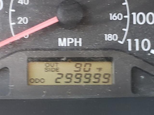 Photo 8 from auction – 2003 TOYOTA COROLLA CE with VIN 1NXBR32E93Z184405