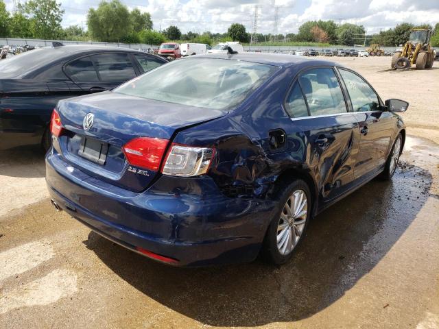 Photo 4 from auction – 2011 VOLKSWAGEN JETTA SEL with VIN 3VWLZ7AJ9BM034695