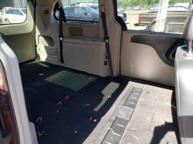 Photo 6 from auction – 2015 CHRYSLER TOWN & COU with VIN 2C4RC1CG7FR726692