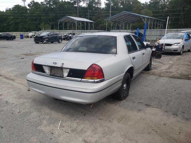 Photo 4 from auction – 2000 FORD CROWN VICT with VIN 2FAFP72W1YX181435