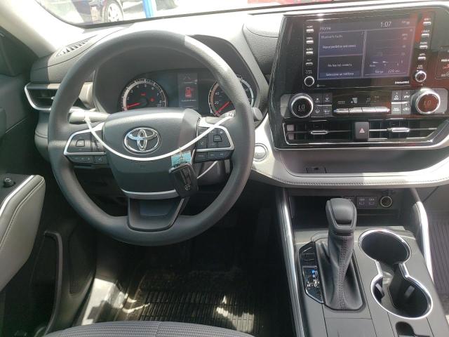 Photo 9 from auction – 2022 TOYOTA HIGHLANDER with VIN 5TDCZRAH2NS100214