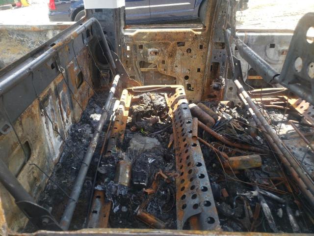 Photo 6 from auction – 2003 FORD F350 SRW S with VIN 1FTSW30F33EA83590