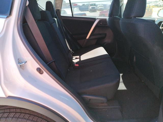 Photo 6 from auction – 2015 TOYOTA RAV4 LE with VIN JTMZFREV0FJ040953