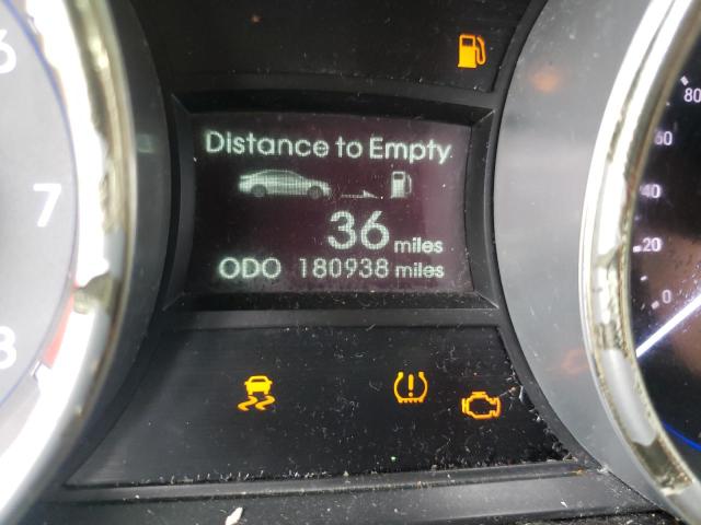 Photo 8 from auction – 2011 HYUNDAI SONATA SE with VIN 5NPEC4AB6BH172091