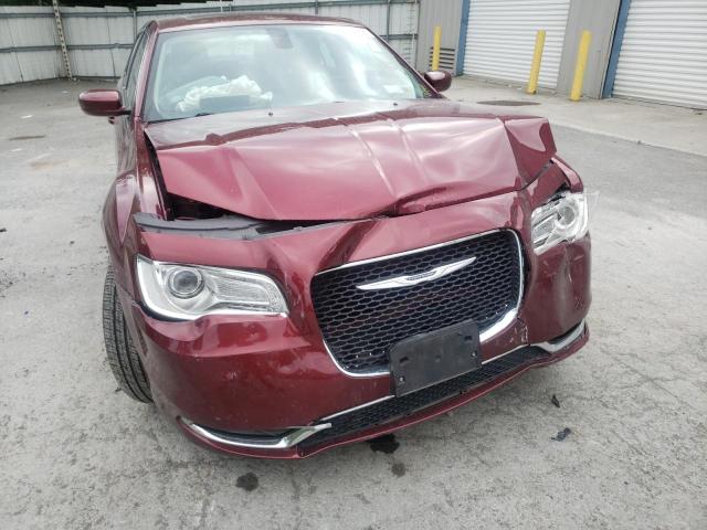 Photo 9 from auction – 2017 CHRYSLER 300 LIMITE with VIN 2C3CCARG2HH591647