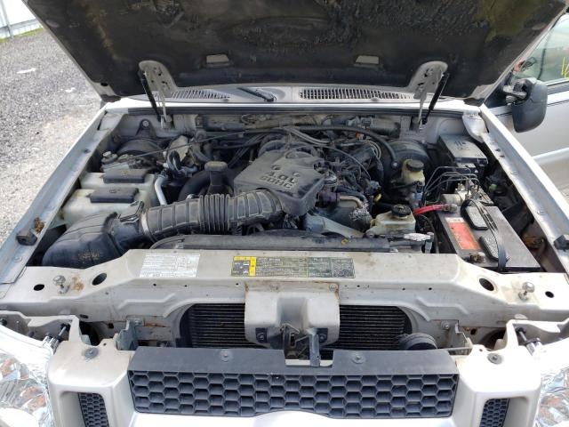 Photo 7 from auction – 2004 FORD EXPLORER S with VIN 1FMZU77K04UA33487