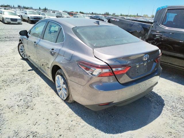 Photo 3 from auction – 2022 TOYOTA CAMRY LE with VIN 4T1C11AK9NU651235