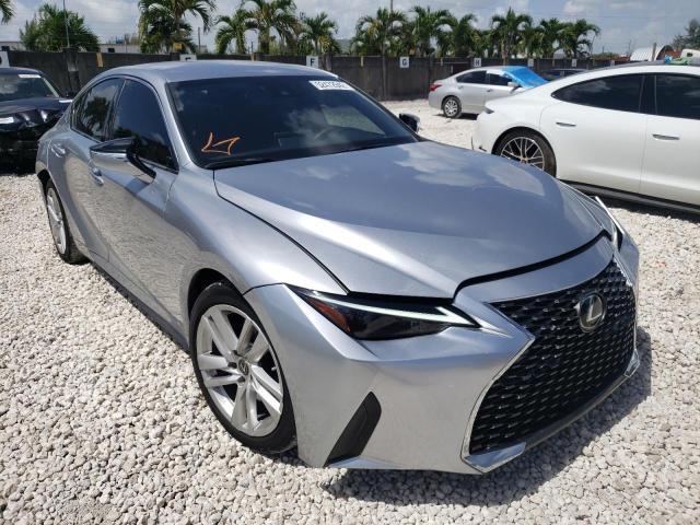 LEXUS IS 300 2021 с VIN JTHAA1D22M5113104 - Фото с аукциона