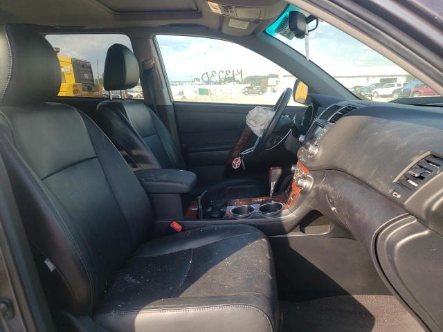 Photo 5 from auction – 2012 TOYOTA HIGHLANDER with VIN 5TDDK3EH3CS141349