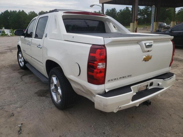 Photo 3 from auction – 2013 CHEVROLET AVALANCHE with VIN 3GNMCGE08DG167029