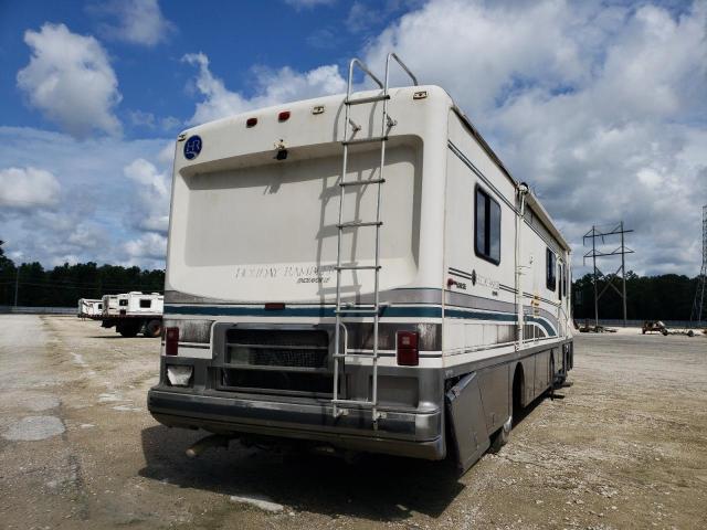 Photo 4 from auction – 1997 FREIGHTLINER CHASSIS X with VIN 4UZ6XJBCXVC767181