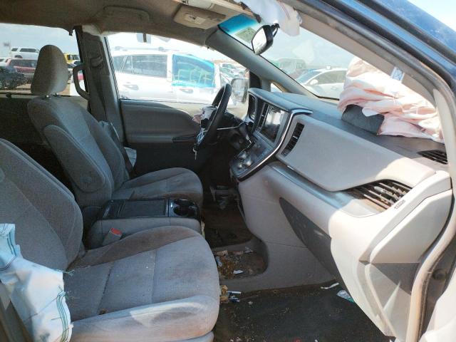 Photo 5 from auction – 2016 TOYOTA SIENNA LE with VIN 5TDKK3DC2GS721372