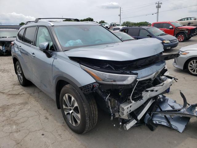 TOYOTA HIGHLANDER 2021 with VIN 5TDGZRAH3MS042372 - Photo from auction