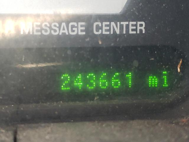 Photo 8 from auction – 2004 MERCURY MOUNTAINEE with VIN 4M2DU86K64ZJ41597
