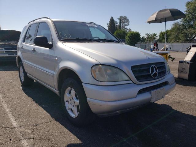 MERCEDES-BENZ ML 320 2000 with VIN 4JGAB54E0YA155036 - Photo from auction