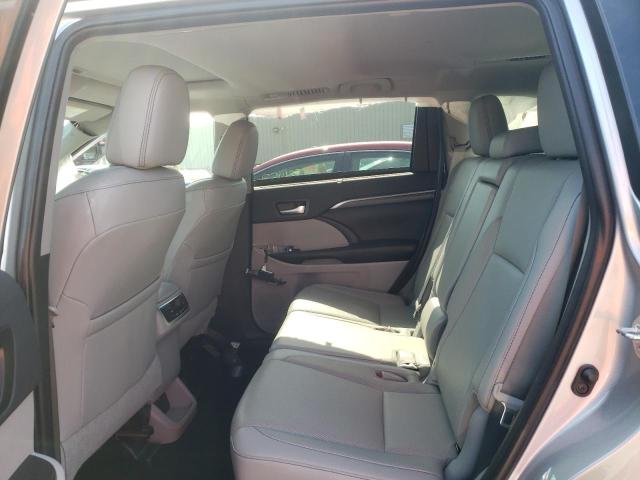 Photo 6 from auction – 2019 TOYOTA HIGHLANDER with VIN 5TDDZRFH2KS705357